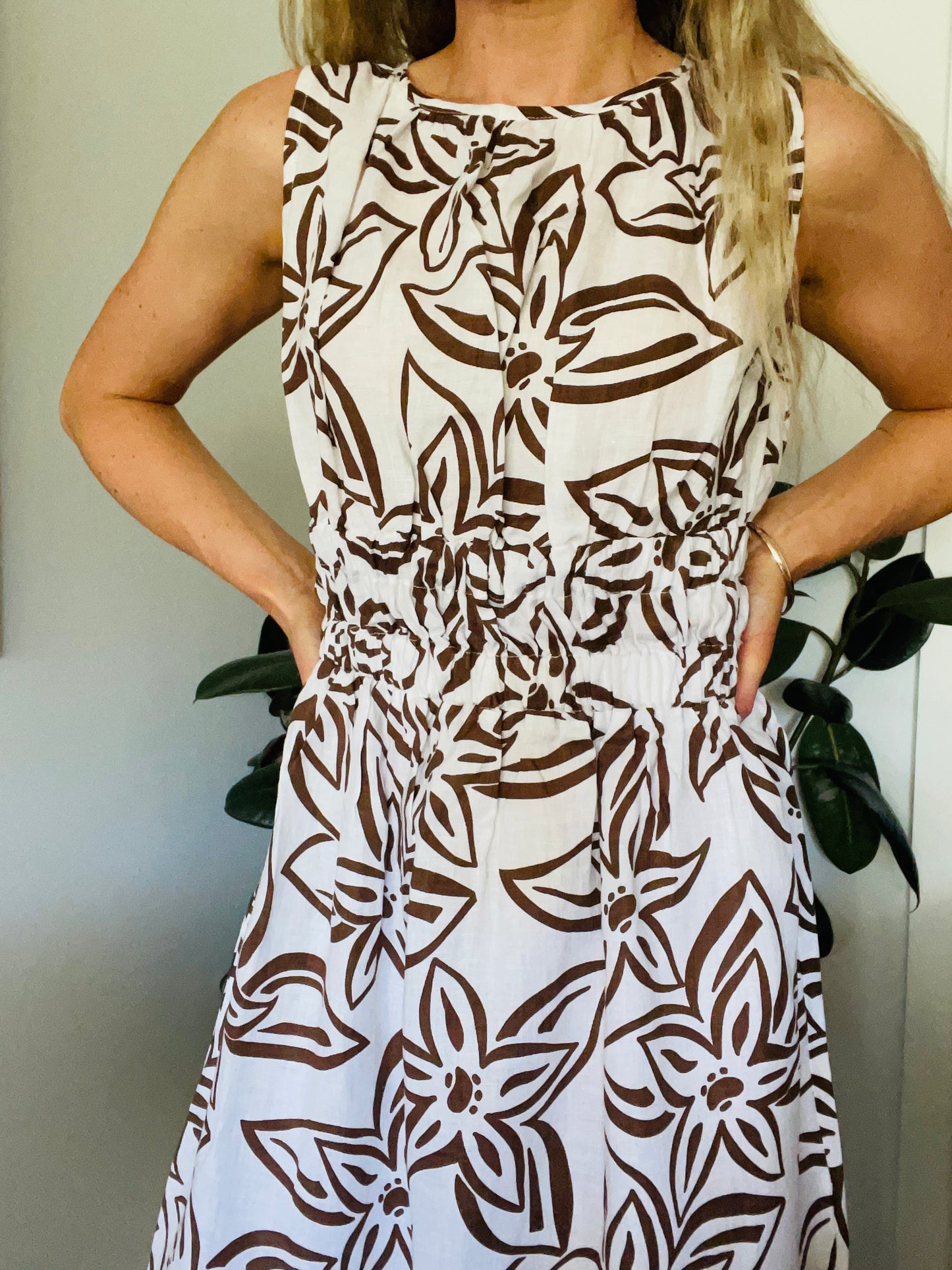 ONE LEFT The Olive Maxi Dress- Tropics
