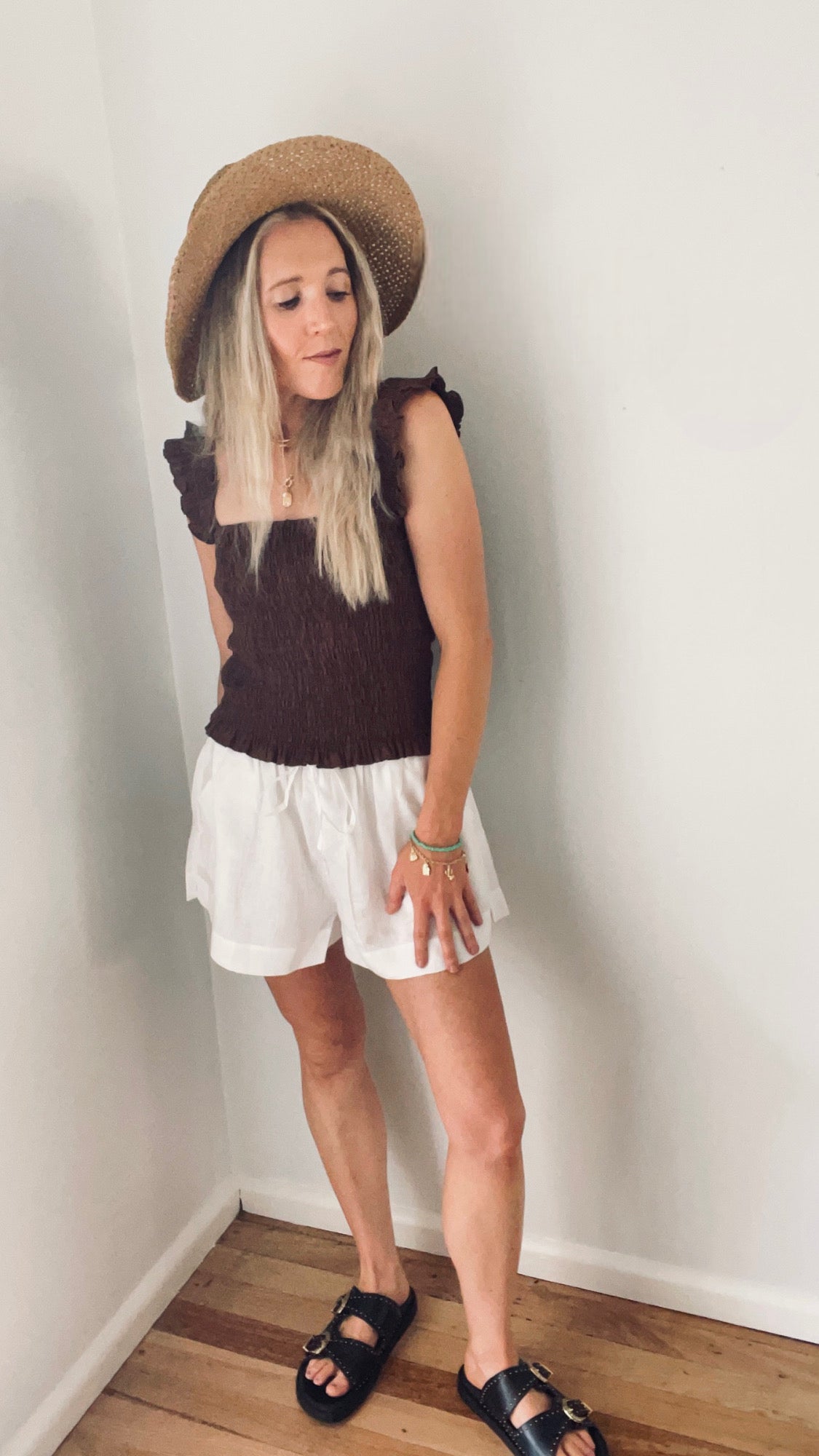 TWO LEFT- The Luna- White 100% Linen Shorts
