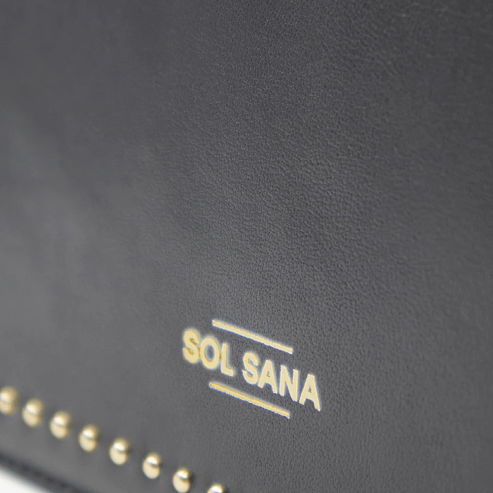 ONE LEFT- Flap Bag Black/Gold