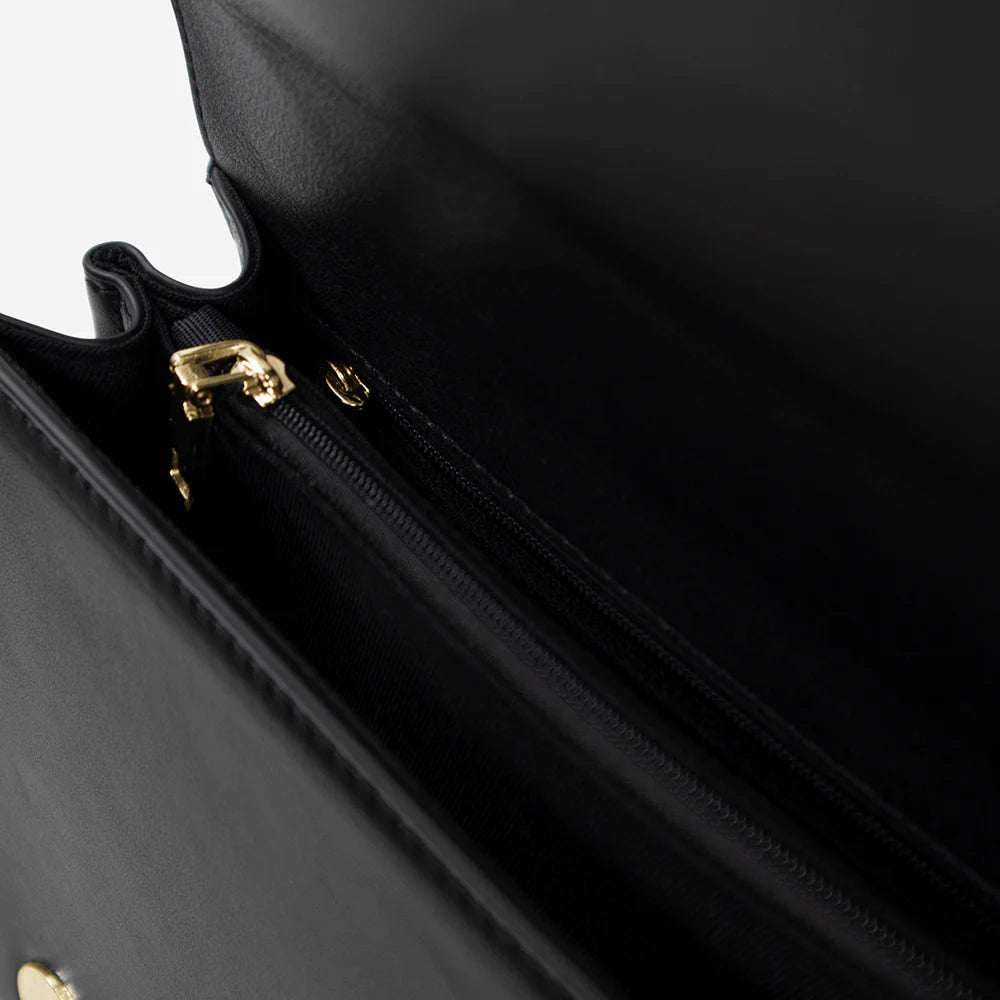 ONE LEFT- Flap Bag Black/Gold