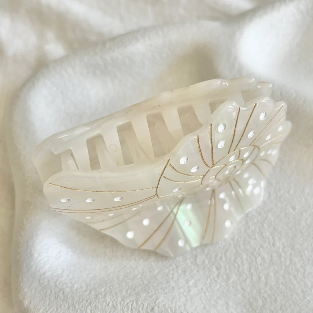 She Sell Sea Shell Hair Clip